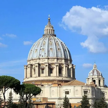 Saint Peter's Bright | Romeloft *