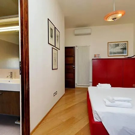 Saint Peter's Bright | Romeloft روما